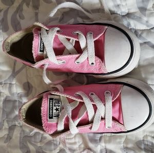 Pink converse